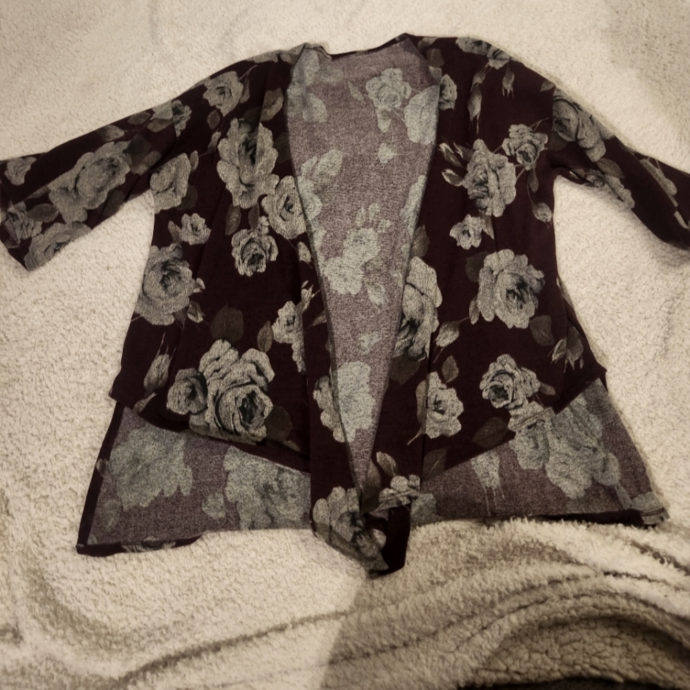 2XL dark red cardigan